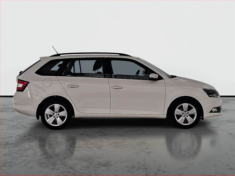 Škoda Fabia (2018) Style 1.0 TSI, Serv.kniha - fotka 6 z 24
