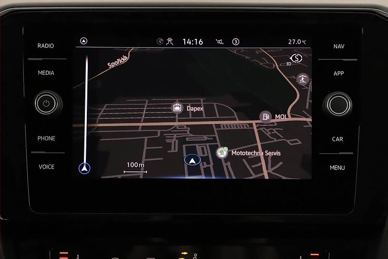 Volkswagen Passat (2021) Elegance 2.0 TDI - fotka 15 z 24