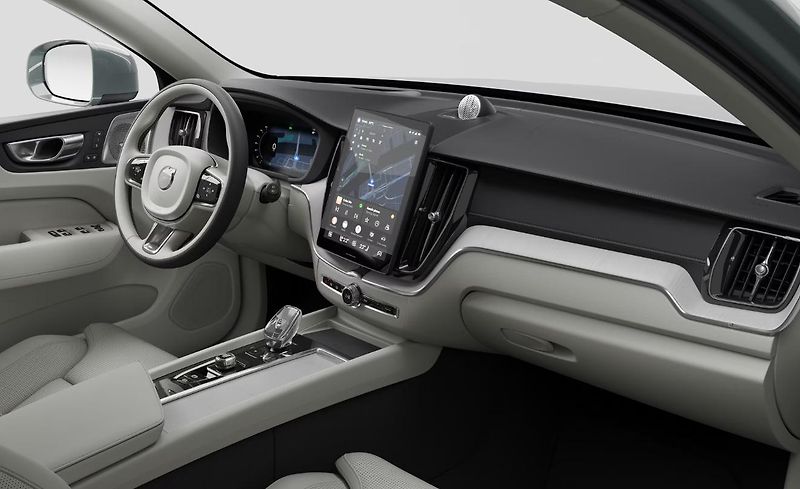 Volvo XC60 (2026) B5 Mild hybrid Ultra Bright - fotka 9 z 15
