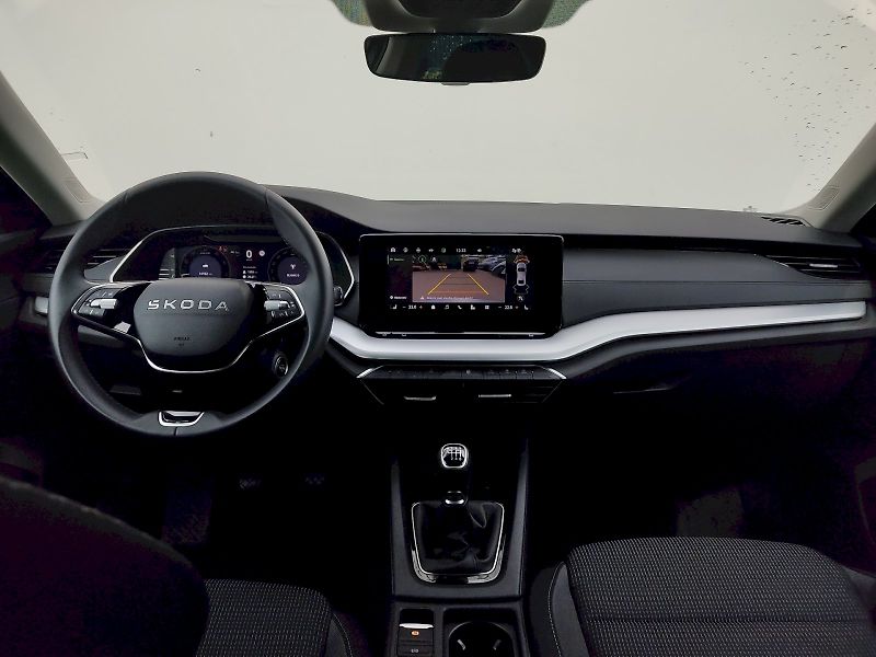Škoda Octavia (2025) Selection Business 1,5 Tsi 110 - fotka 5 z 36