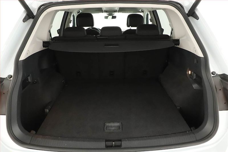 Volkswagen Tiguan Allspace (2018) 2.0 TDI - fotka 19 z 20