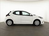 Toyota Yaris (2022) 1.5 VVT-i Hybrid, Automat - náhled 6