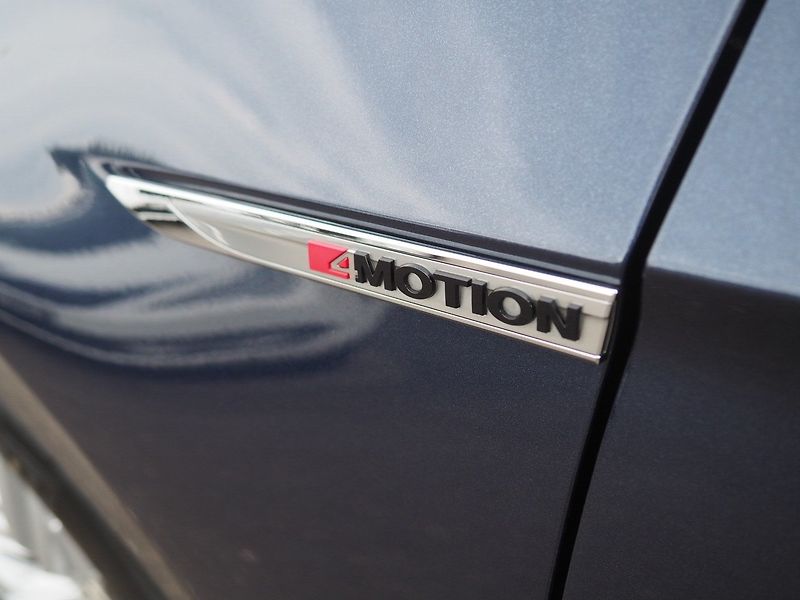 Volkswagen Passat (2016) 2.0 TDI 140 kW, DSG, 4Motion - fotka 9 z 48