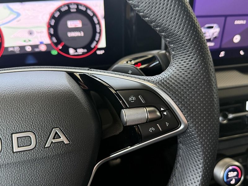 Škoda Kodiaq DSG 4M 2,0TDI 142kW SportLine - fotka 20 z 27
