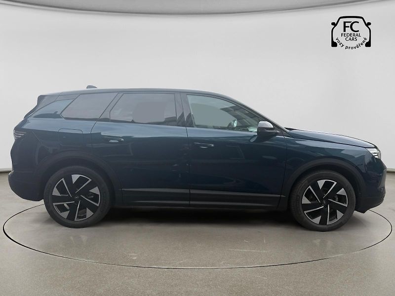 Opel Grandland (2025) GS Hybrid 1.2 TURBO eDCT6 145k - fotka 6 z 16