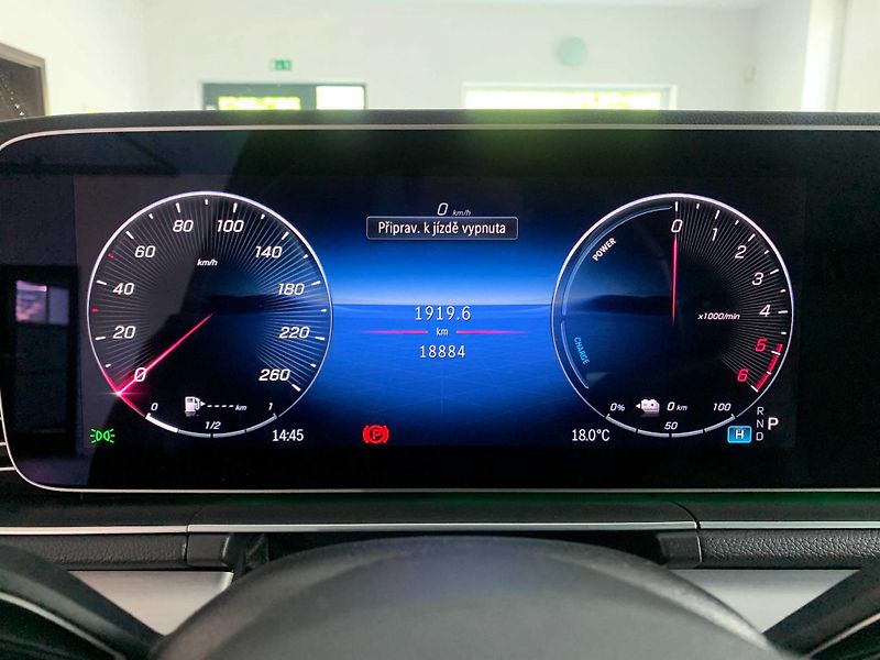 Mercedes-Benz GLE 350 de 4MATIC PLUG-IN 245 kW - fotka 21 z 27