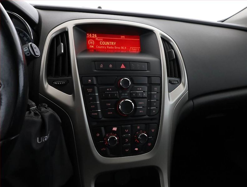 Opel Astra (2012) 1.7 CDTI, Serv.kniha, nová STK - fotka 10 z 15