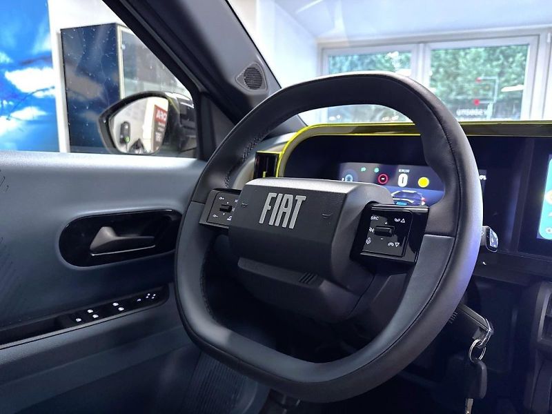 Fiat Grande Panda (2026) 1.2 Turbo Hybrid 110k MHEV eDC - fotka 17 z 20
