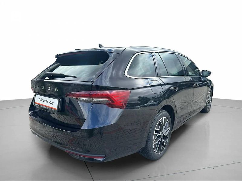 Škoda Octavia Combi Top Selection 2,0TDI/110 - fotka 2 z 30