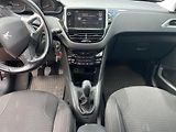 Peugeot 208 (2017) ALLURE 1.2 PureTech 110k S&S M - náhled 12