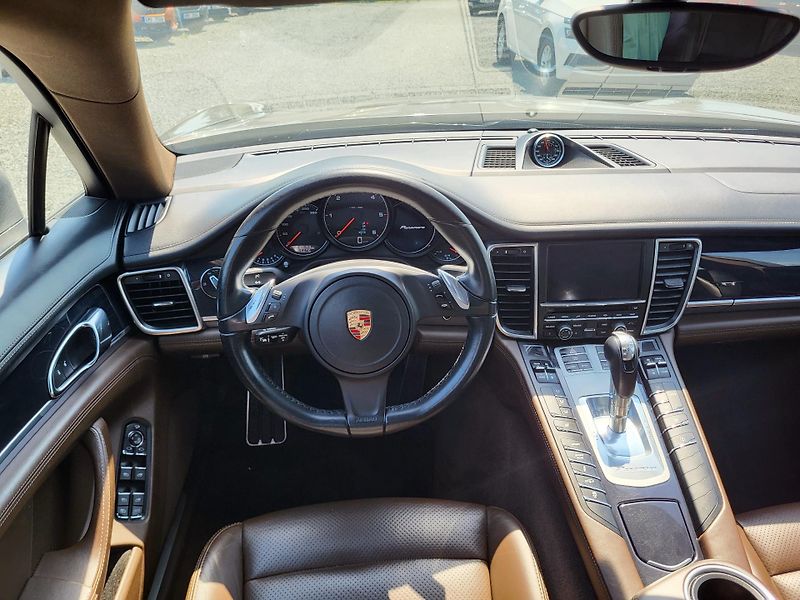 Porsche Panamera Diesel 3.0 V6 221kW - fotka 9 z 45