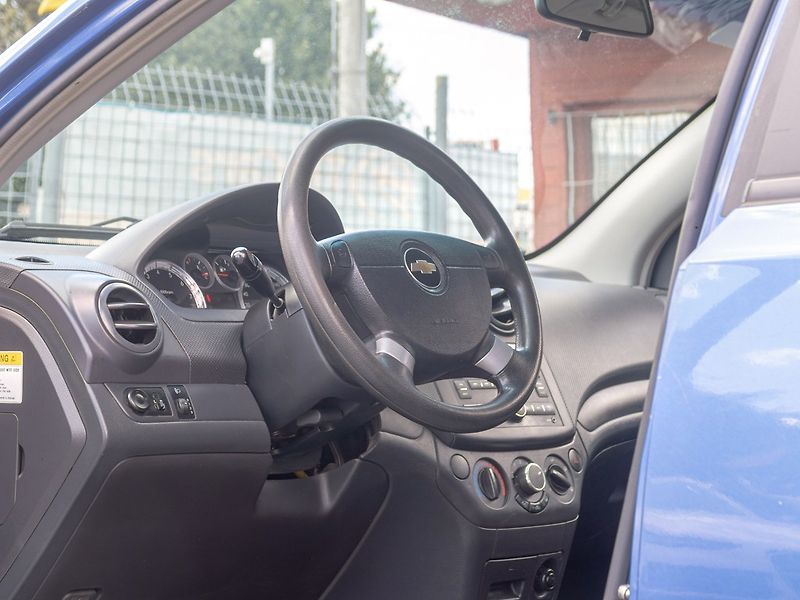 Chevrolet Aveo (2009) 1.2i 62KW - fotka 10 z 38