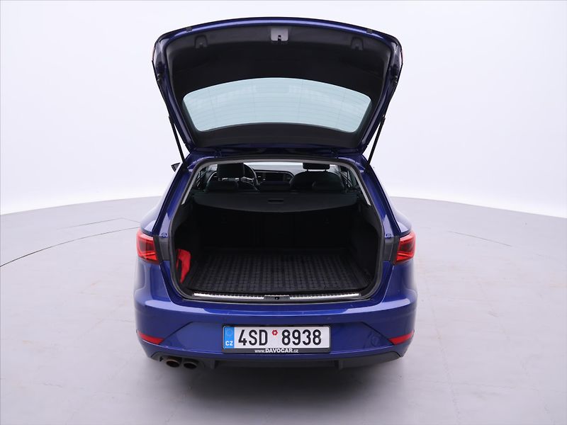 Seat Leon 1,4 TSI 92kW Xcellence CZ DPH - fotka 9 z 30