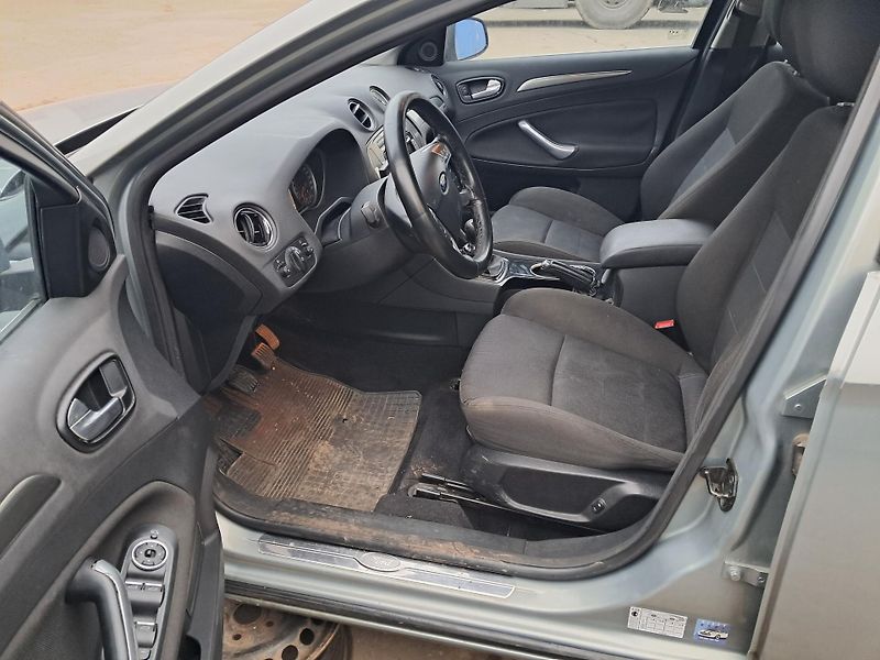 Ford Mondeo (2007) MK4 1.8TDCI 92Kw DÍLY - fotka 9 z 13