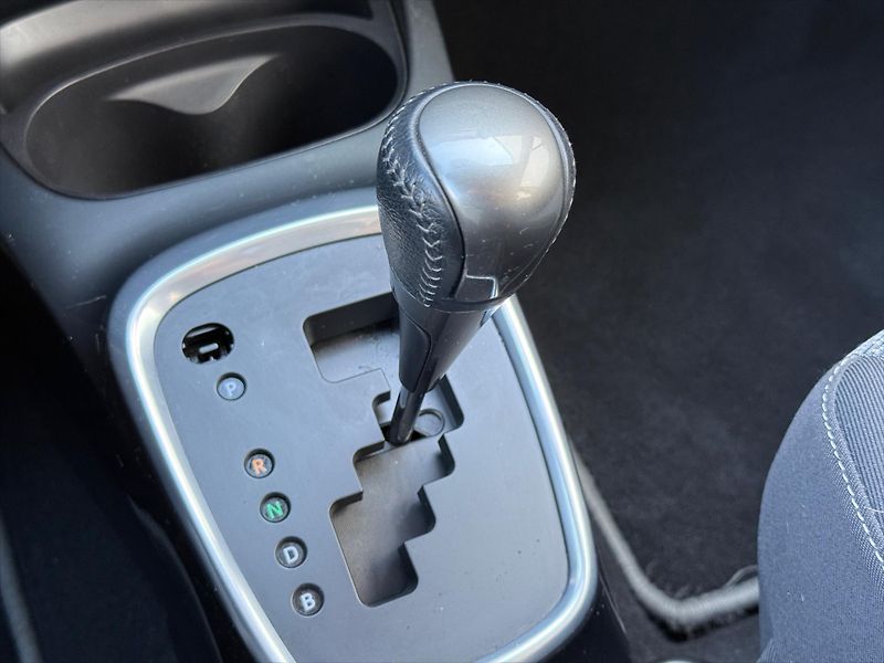 Toyota Yaris 1,5 Trend, Hybrid - fotka 18 z 20