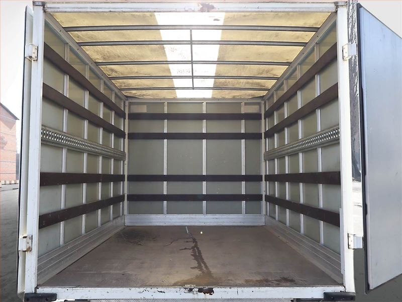 Peugeot Boxer (2013) 2.2 HDi, Skříň, 13m3, 1.0t, ČR - fotka 10 z 11