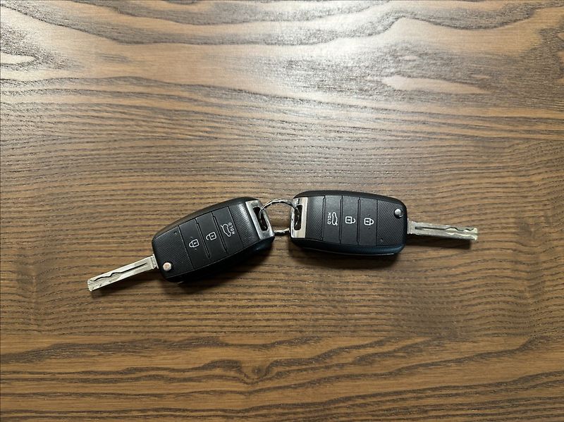 Kia Carens 1,6 GDI 135PS  Comfort Plus - fotka 48 z 50