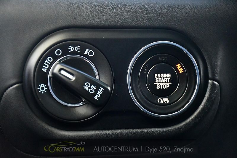 Maserati Levante 3.0D ČR Q4 H/K ACC VZDUCH - fotka 26 z 56