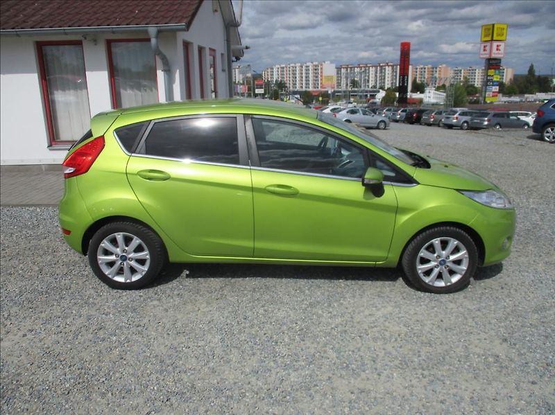 Ford Fiesta 1,2 i,klima.serv.kniha, - fotka 5 z 29