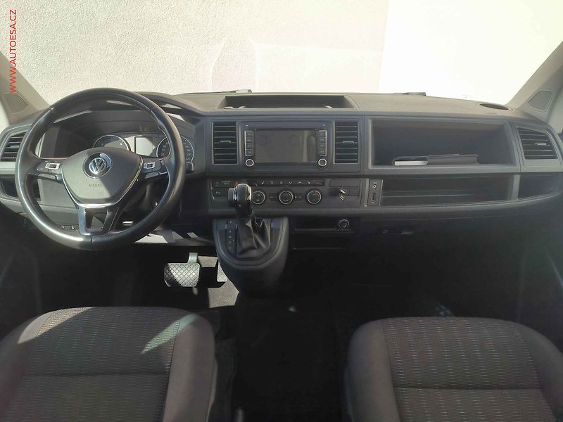 Volkswagen Caravelle (2017) 2.0TDi L2 8míst, DSG, navi - fotka 8 z 20