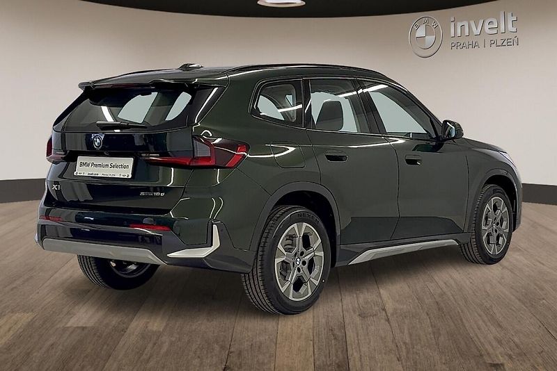 BMW X1 sDrive18d - fotka 3 z 14