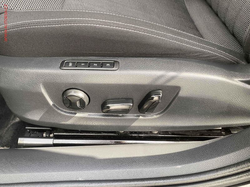 Škoda Superb (2021) 2.0 TDi, Style, LED - fotka 14 z 19
