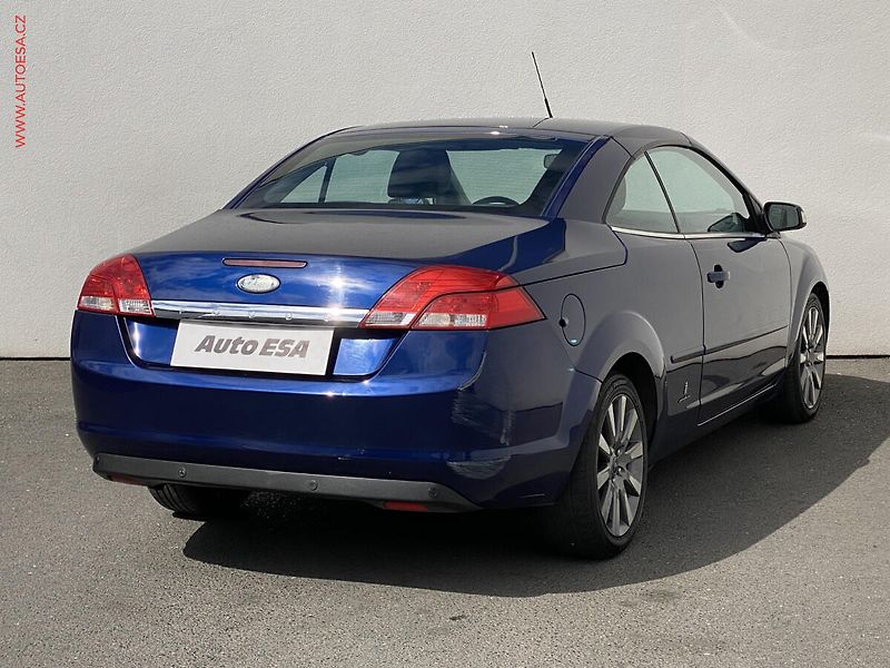 Ford Focus (2009) 2.0TDCi CC, AC, výhřev sed - fotka 4 z 18