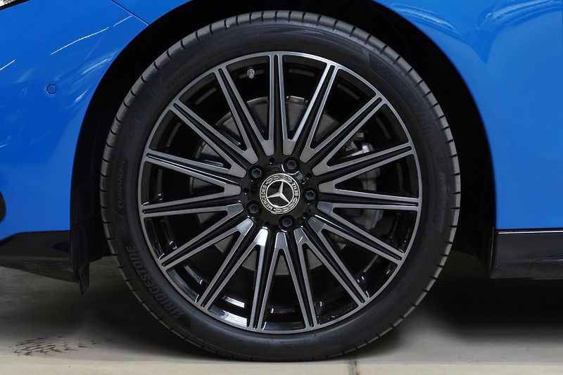 Mercedes-Benz CLA 3504matic,AMG,Superscreen,Tažn - fotka 13 z 40