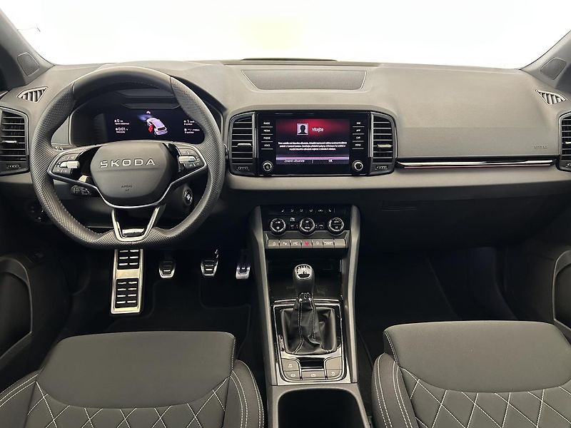 Škoda Karoq 1.5 TSI SportLine - fotka 5 z 23
