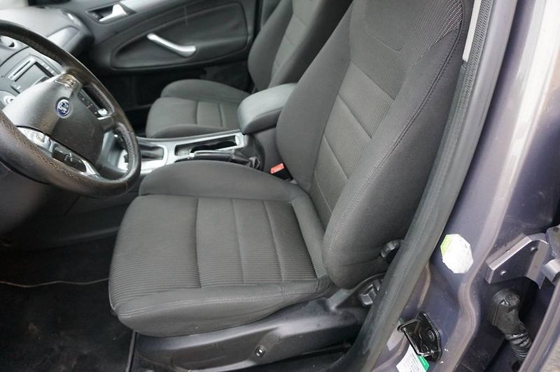 Ford Mondeo (2009) 2,0 176 KW - fotka 6 z 37