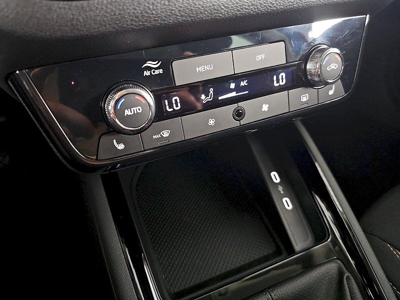 Škoda Scala (2025) 1.0TSi 85kW SELCTION TAŽNÉ - fotka 21 z 29