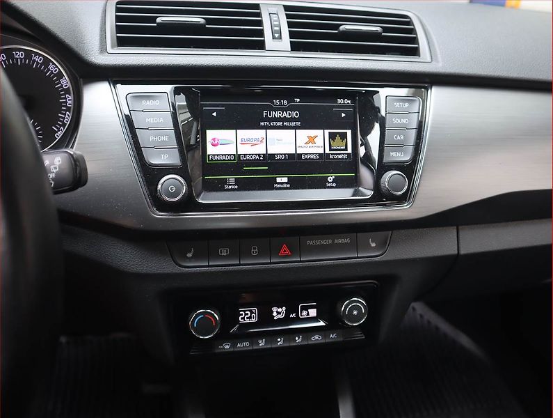Škoda Fabia (2017) JOY 1.4 TDI, Xenony, Tempomat - fotka 12 z 19