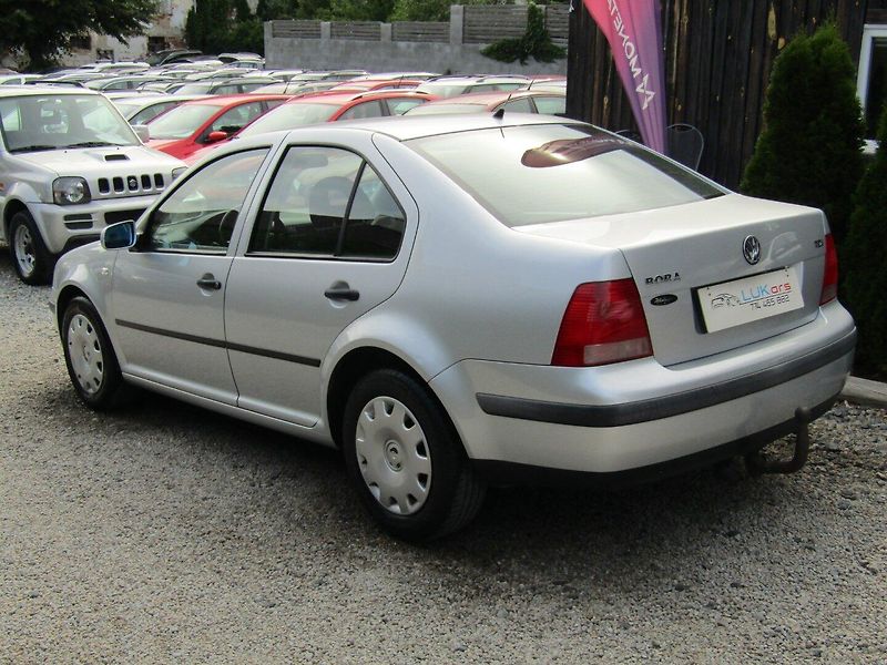 Volkswagen Bora (2000) 1.9 TDI 66kW  BEZ KOROZE - fotka 5 z 33