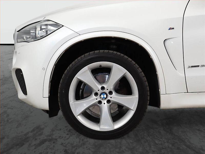 BMW X5 (2017) xDrive30d - fotka 13 z 26