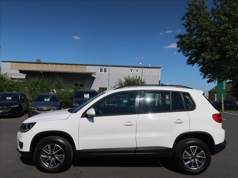 Volkswagen Tiguan 2,0 TDi,103kW,NovéČR,Aut.klima - fotka 6 z 21