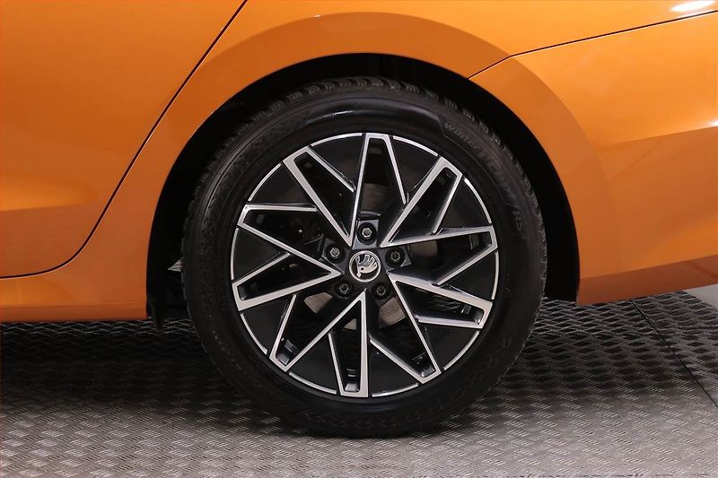 Škoda Octavia (2023) Sportline 2.0 TDI - fotka 15 z 22