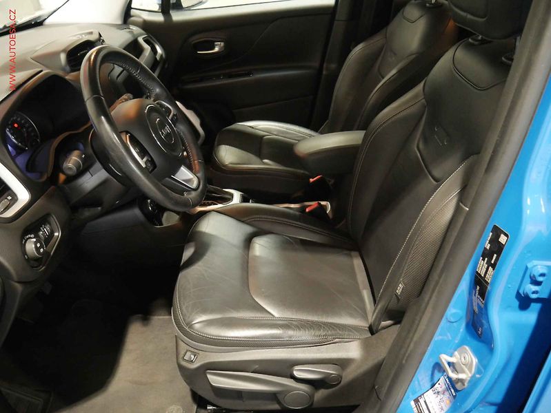 Jeep Renegade (2015) 2.0 JTD 4x4, ČR, servis - fotka 9 z 22