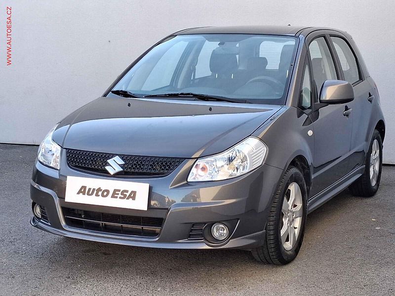 Suzuki SX4 (2010) 1.6VVT, City+, výhřev sed - fotka 3 z 15