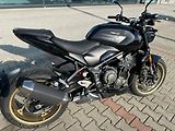Triumph (2026) Trident 800 - náhled 2