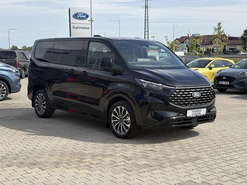Ford Tourneo Custom (2025) Titanium X L1, Tourneo, 2.0 Ec - fotka 7 z 19