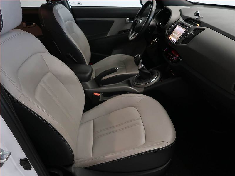 Kia Sportage (2014) 1.7 CRDi, Serv.kniha, Navi - fotka 9 z 18