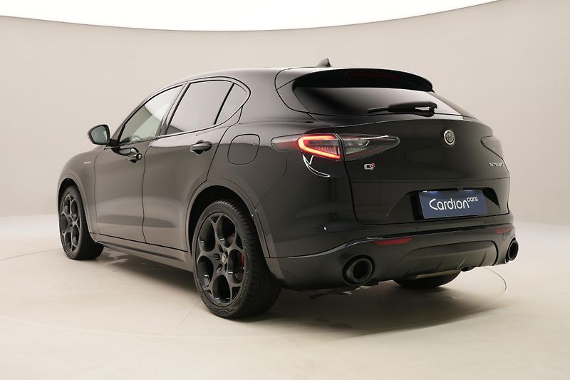 Alfa Romeo Stelvio VELOCE 2.2JTDm REZERVACE - fotka 10 z 62