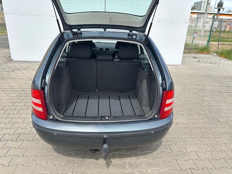 Škoda Fabia 1.2 HTP / 47 kW - fotka 10 z 24
