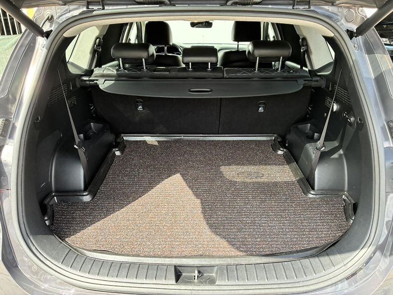 Hyundai Santa Fe 2.2 CRDi 148kW 8DCT AWD Premiu - fotka 10 z 24