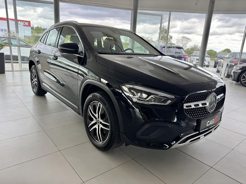 Mercedes-Benz GLA 200d AUT*Distronic*Tažné*DPH - fotka 4 z 37