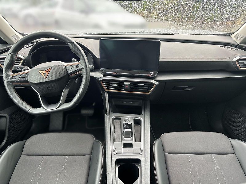 Cupra Formentor (2024) 1.5 TSI DSG - fotka 5 z 29