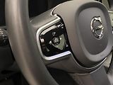 Volvo XC60 B4 AWD DARK PLUS AUT CZ - náhled 20