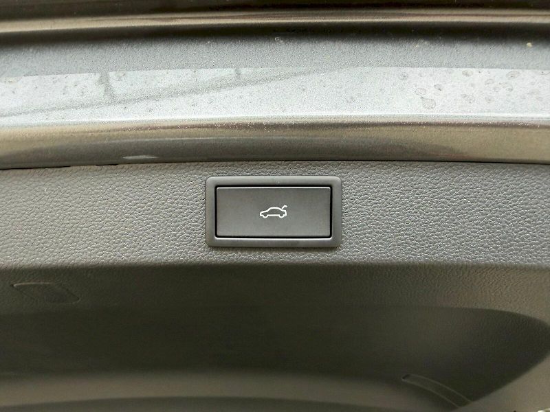 Škoda Karoq (2025) Sportline 1.5 TSI / 110 kW DSG - fotka 26 z 31