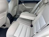 Škoda Octavia 2.0 TDI Elegance - náhled 20