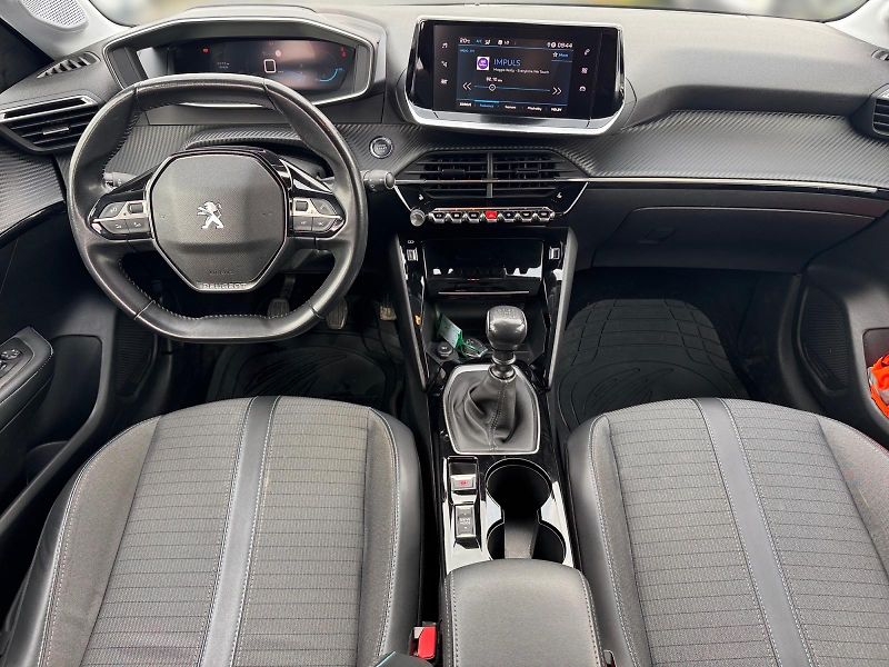 Peugeot 208 (2020) ALLURE 1.2 74kW CZ DPH  - fotka 9 z 11